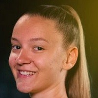 María